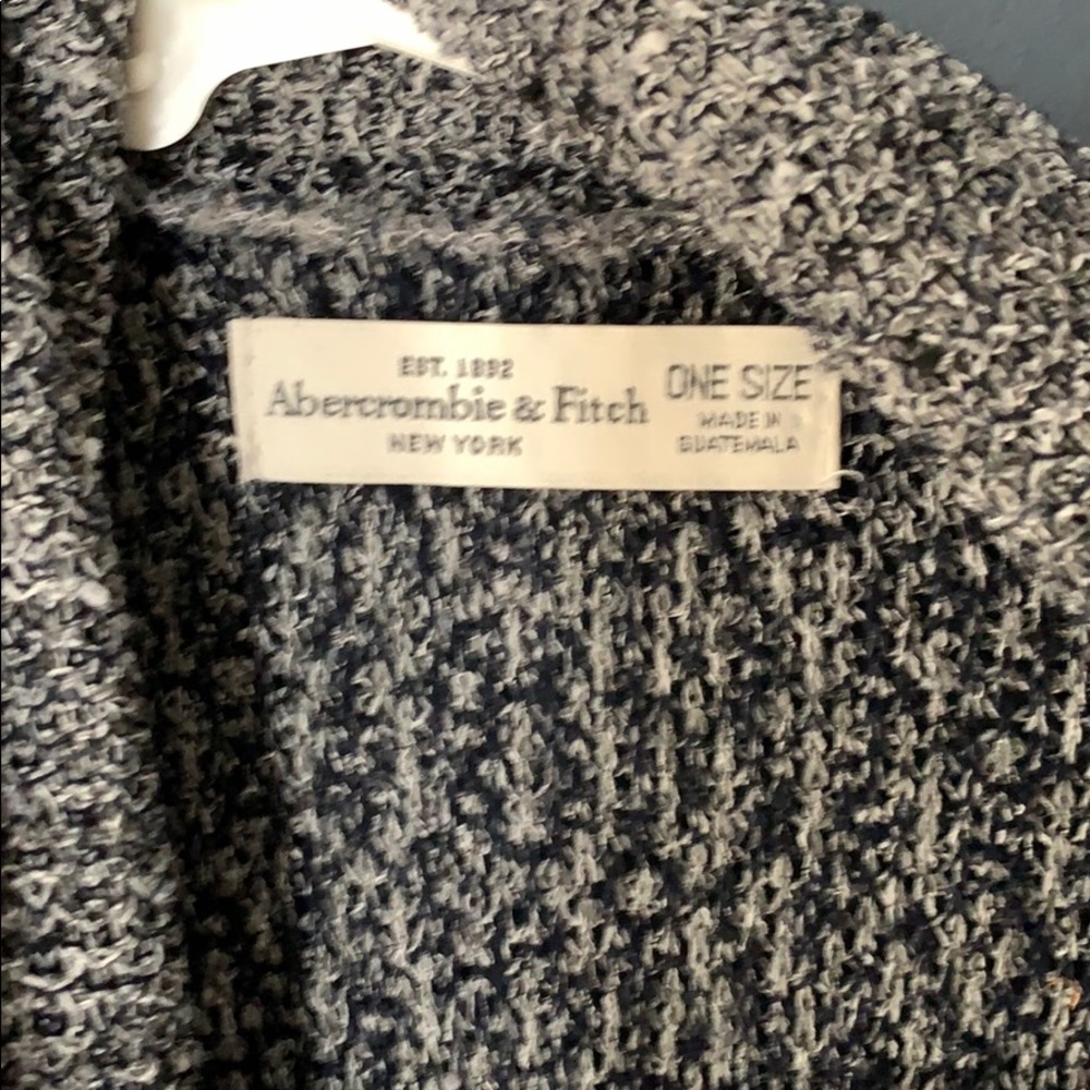 Cardigan - Picture 2 of 3